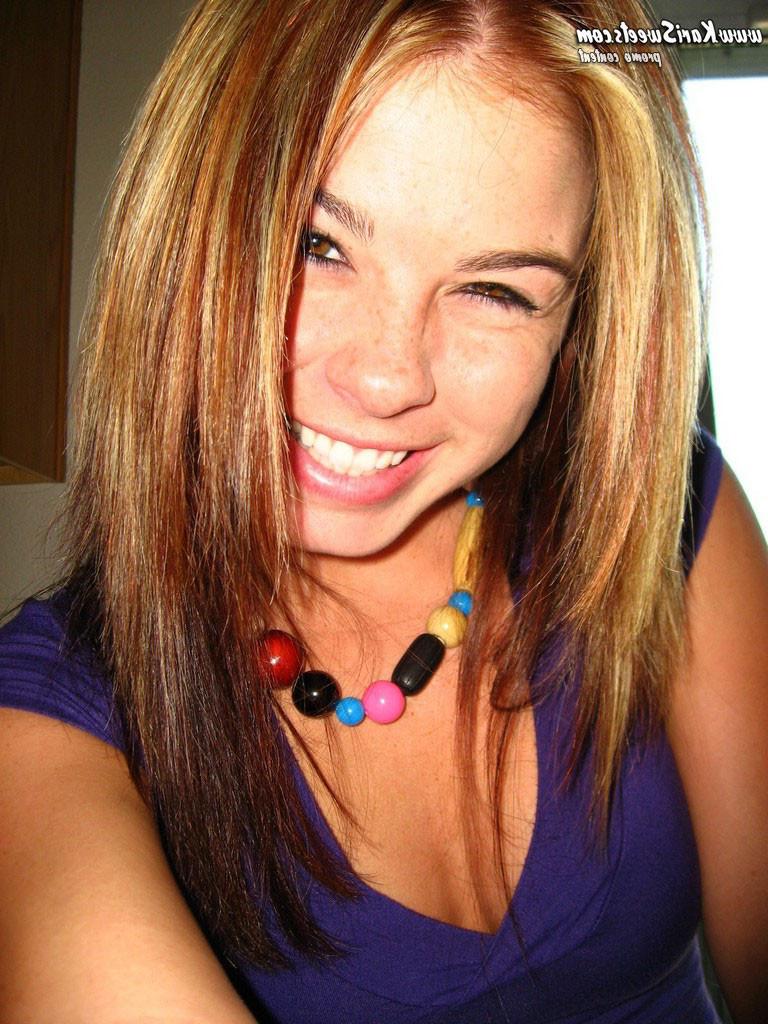 16P Cute amateur teen in panties
