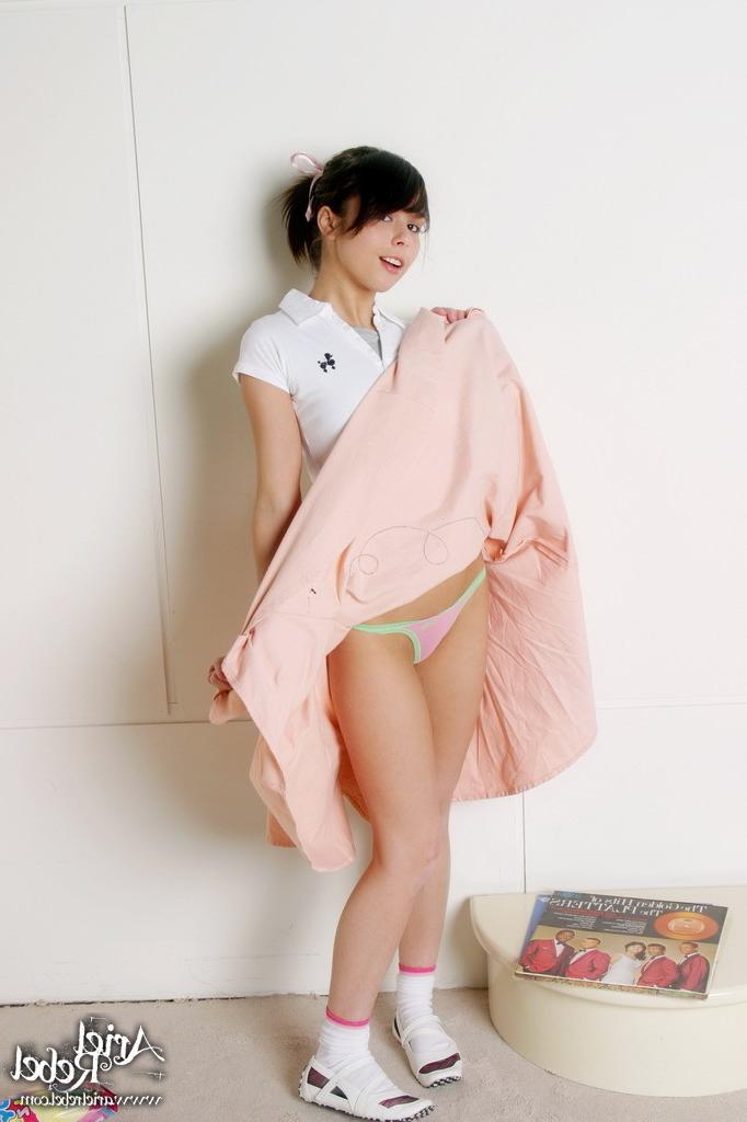 15P Sexy amateur teen model