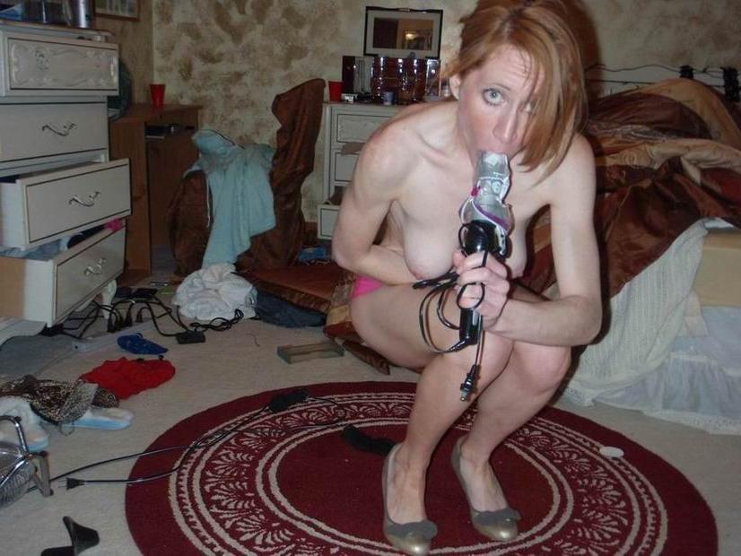 17P very kinky amateur teen toys herself