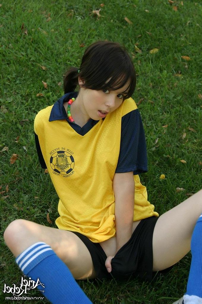 15P Amateur teen playing soccer!