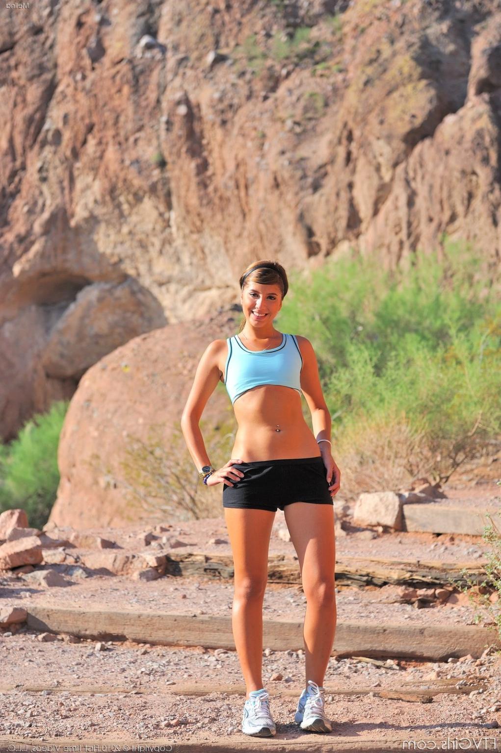 21P FTV girl real 19 years old amateur teen poses nude outdoor