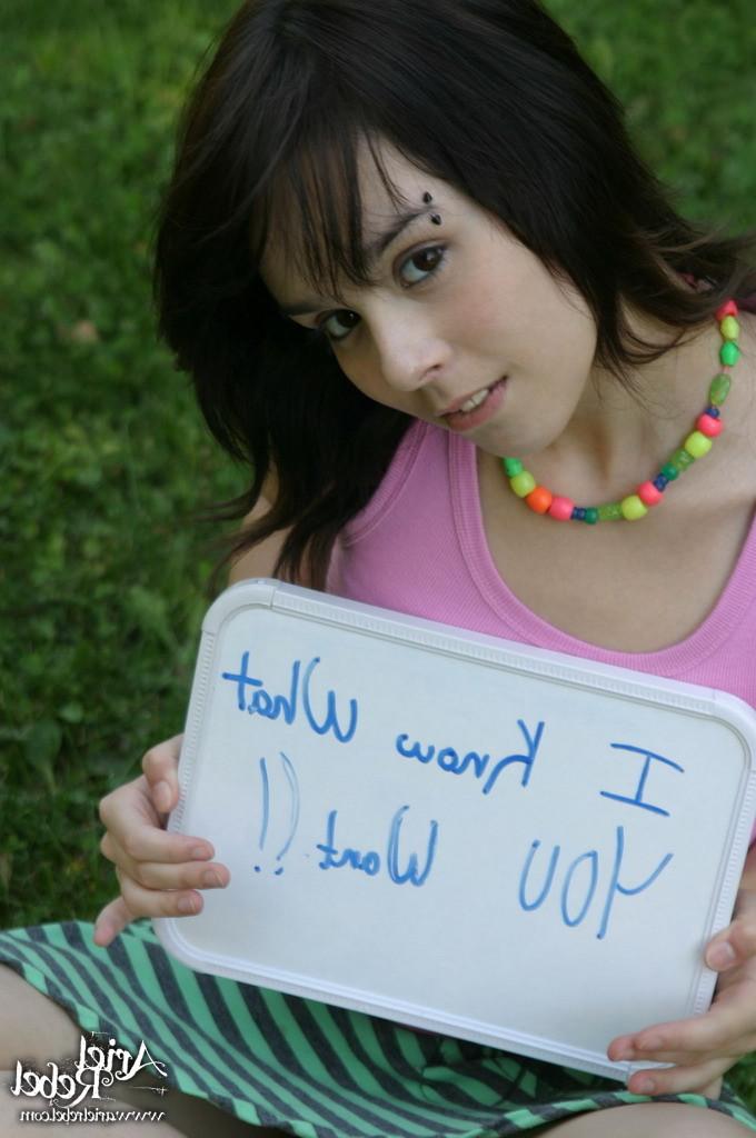 15P Amateur teen poses outside