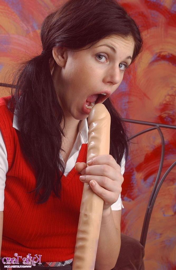 15P Teen fucks a huge dildo