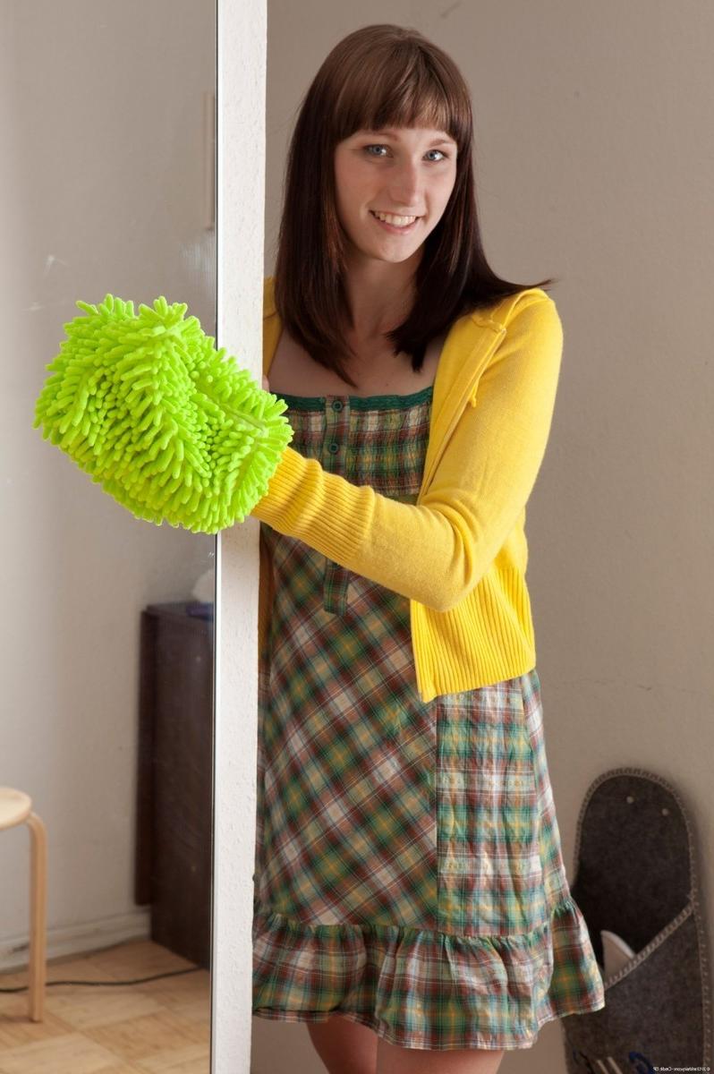 15P Hairy cute natural amateur teen Alta takes a break from cleaning house