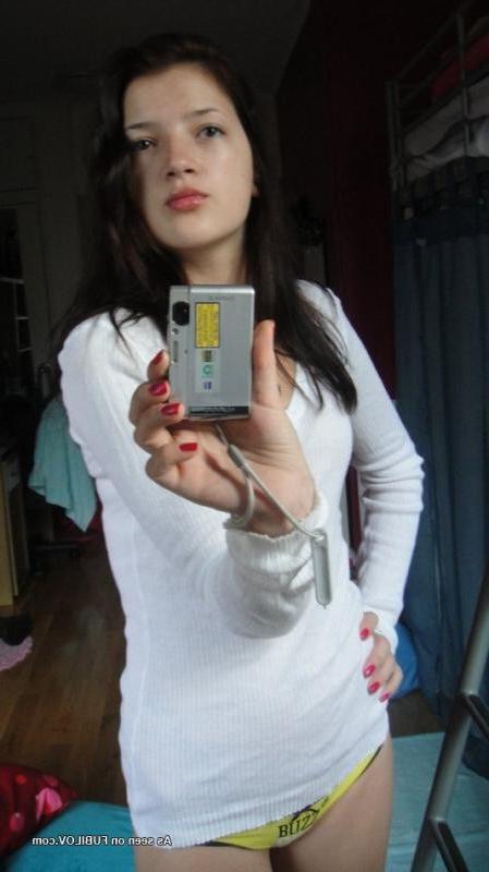 14P Sexy amateur teen selfshooting in her bedroom