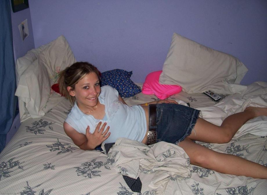 15P Petite candid barely legal amateur teen girlfriend sucking cock