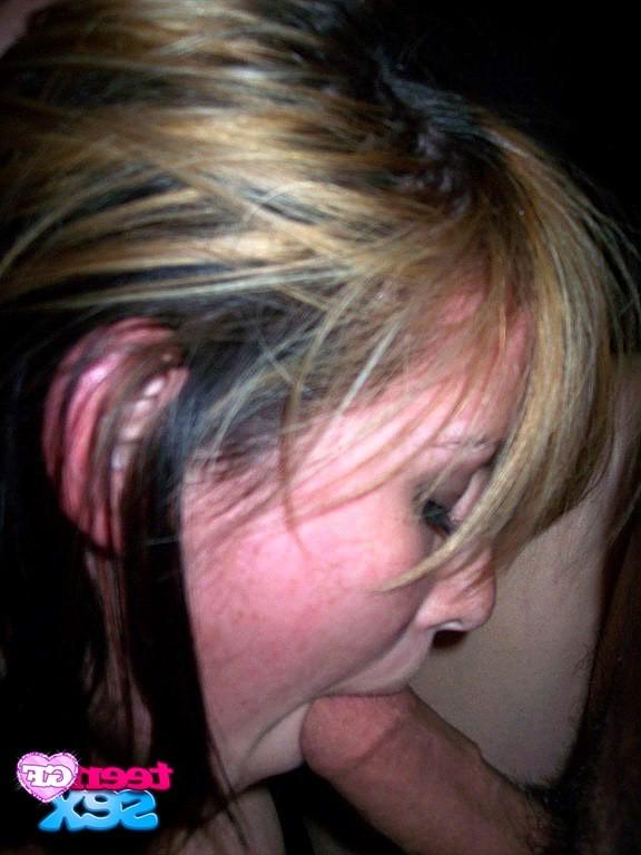 12P Amateur teen in nurse uniform swallowing the dick