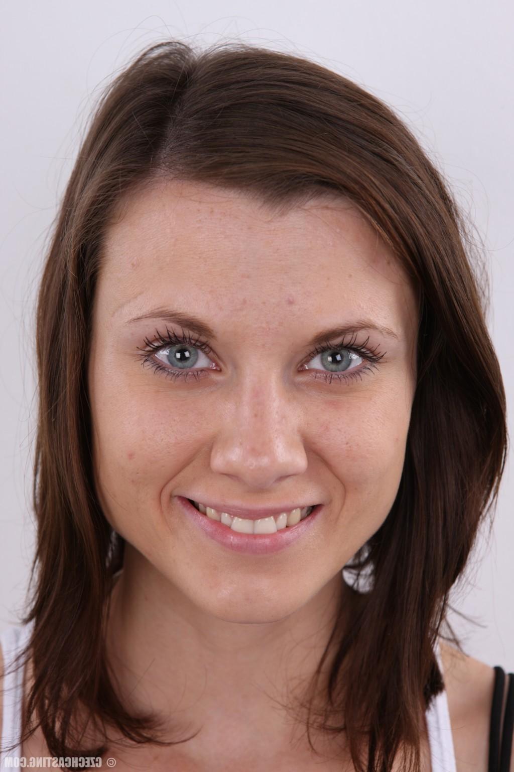 16P Czech Casting Jitka 2737