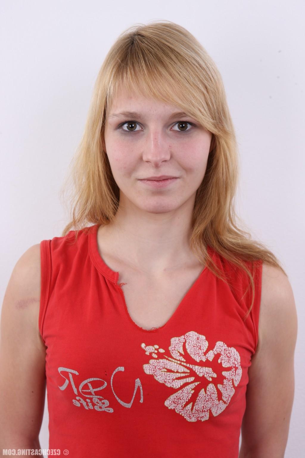 16P Czech Casting Ilona 3050