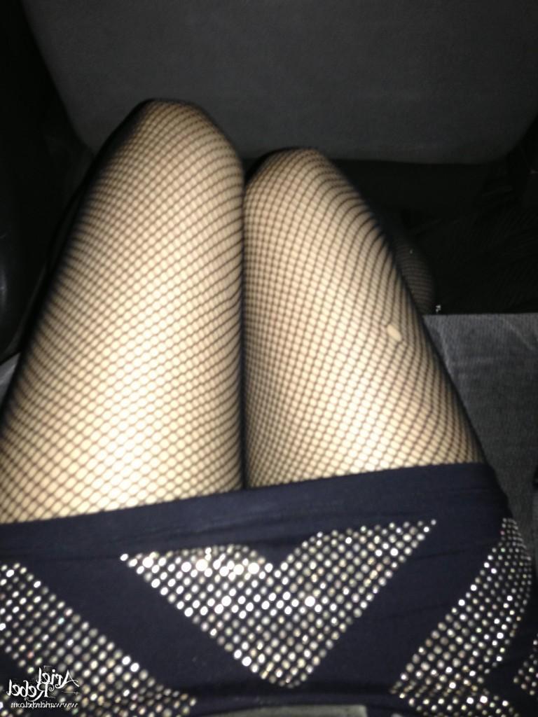 16P Cute amateur teen selfshots