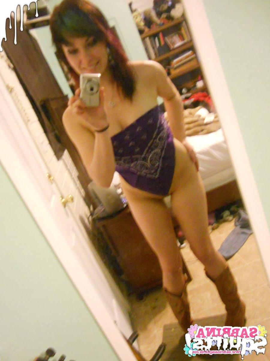16P Amateur teen slut selfshots