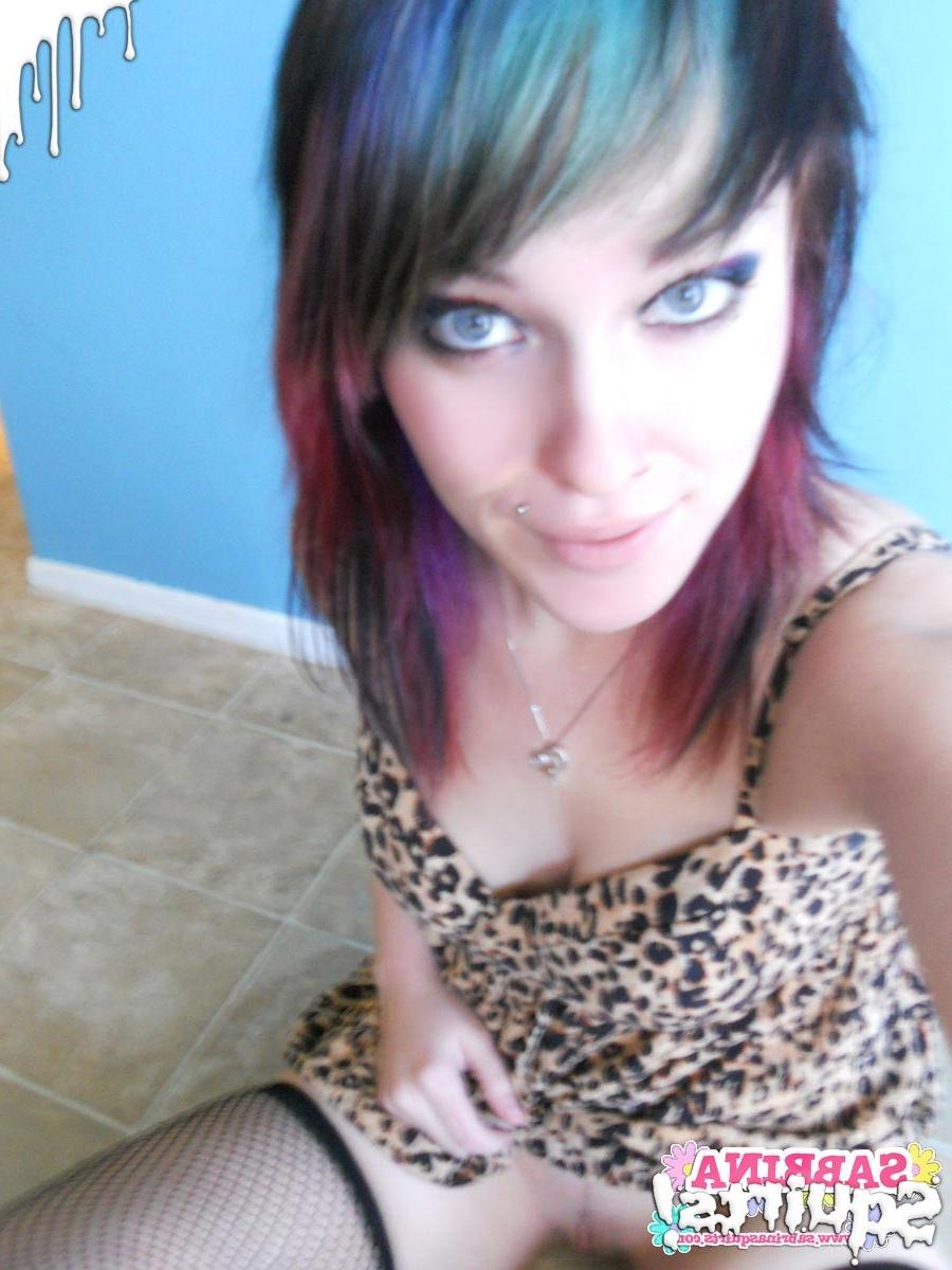 16P Amateur teen slut selfshots
