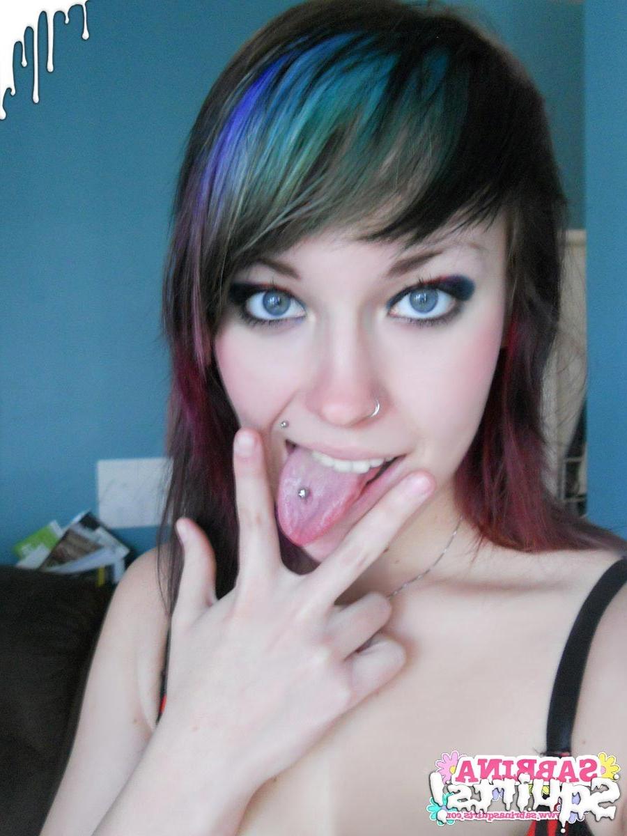 16P Amateur teen slut selfshots
