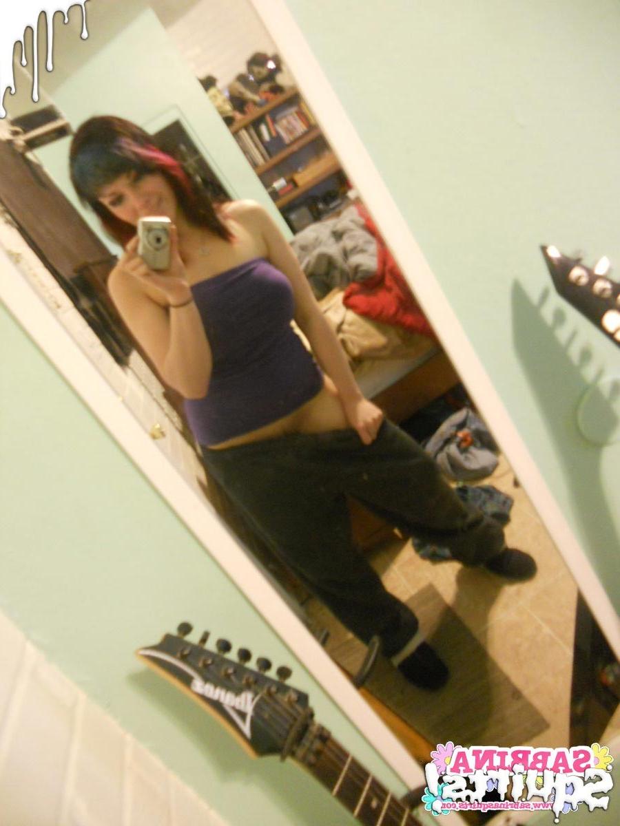 16P Amateur teen slut selfshots