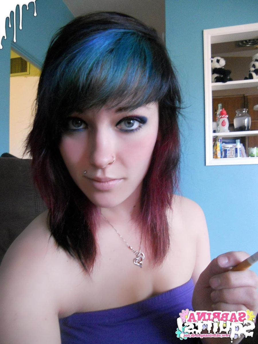 16P Amateur teen slut selfshots