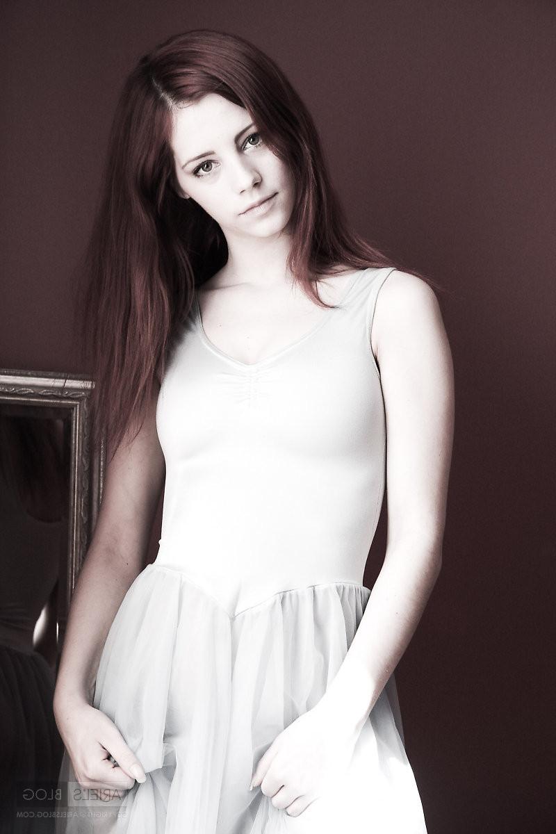 16P Beautiful teen with perfect body