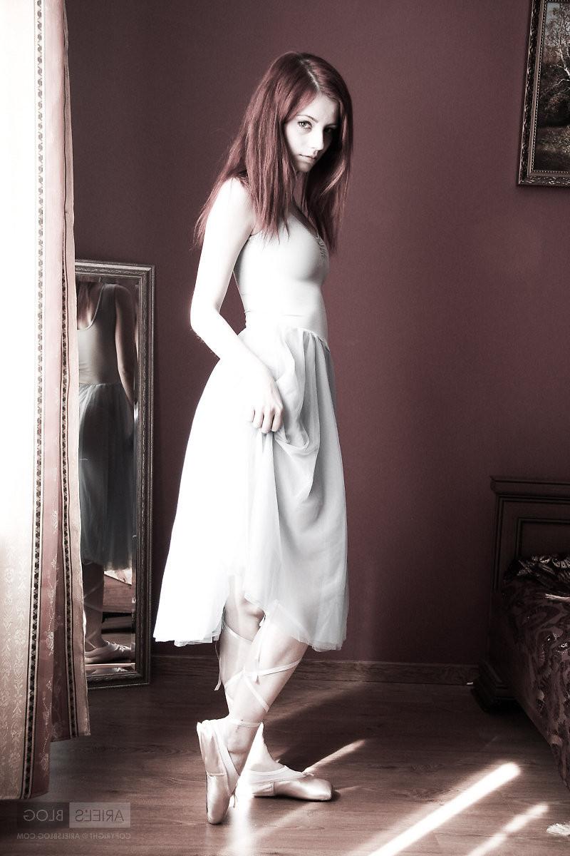 16P Beautiful teen with perfect body