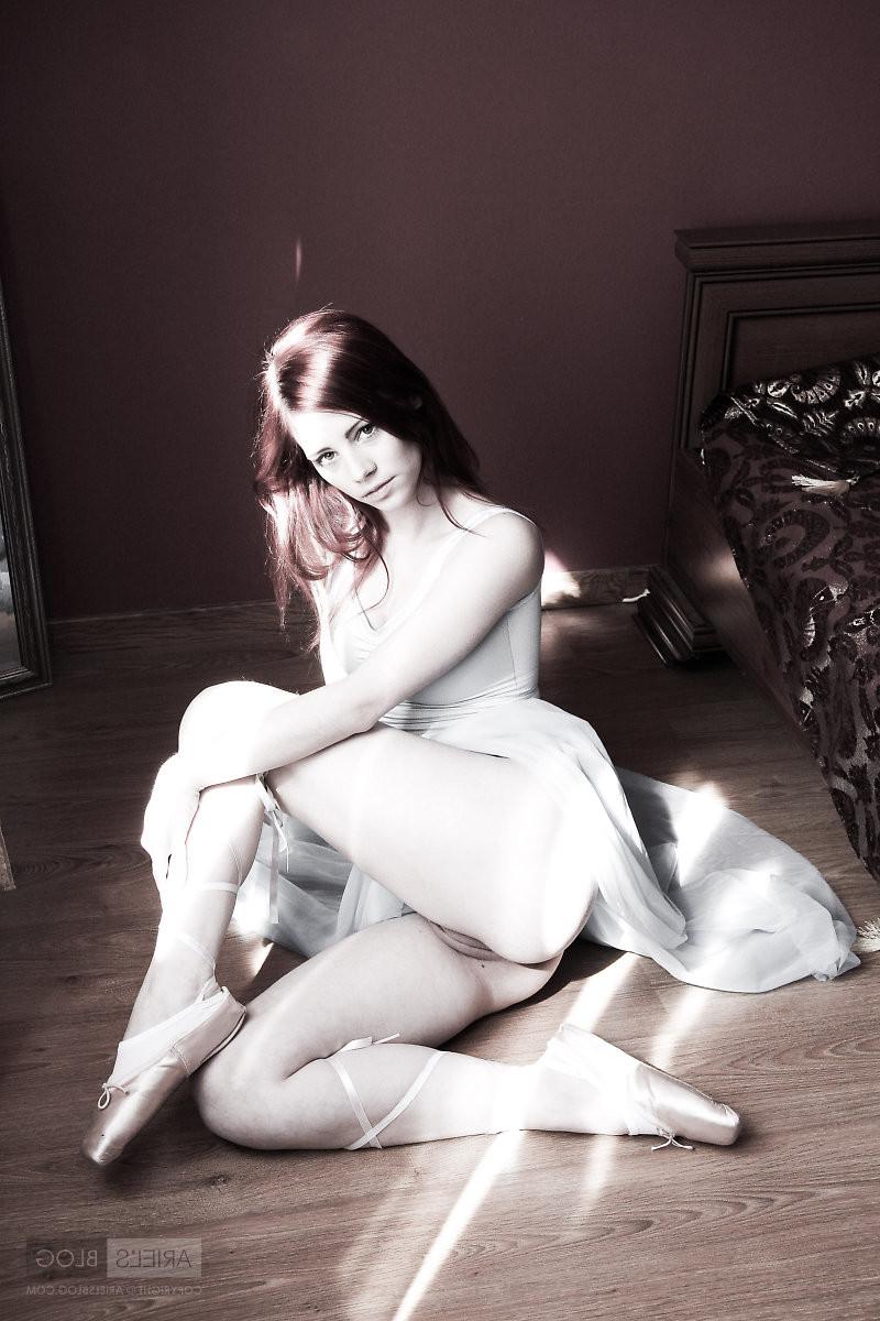 16P Beautiful teen with perfect body