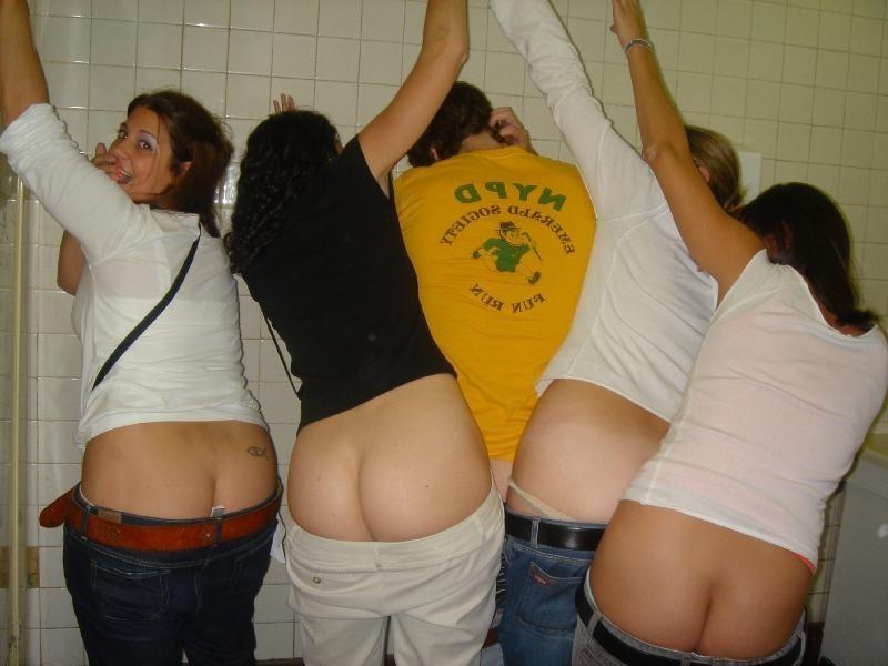 15P Trashed amateur teen girlfriends in homemade pics