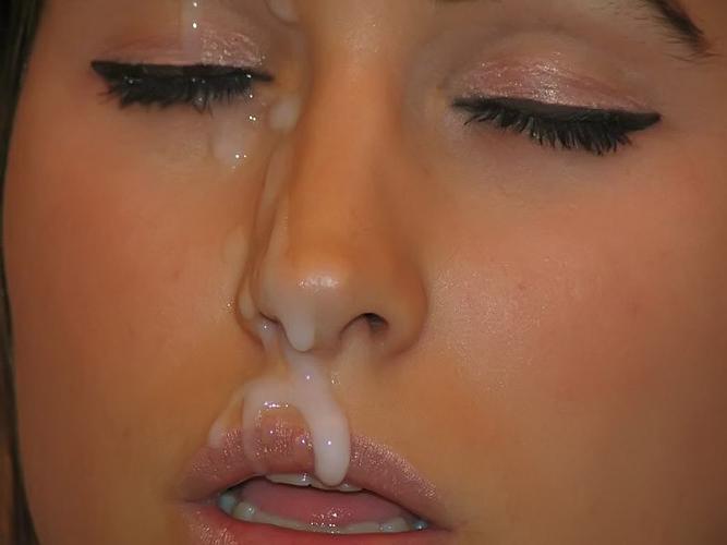 12P Amateur teen girls at the dorm room made a cock 