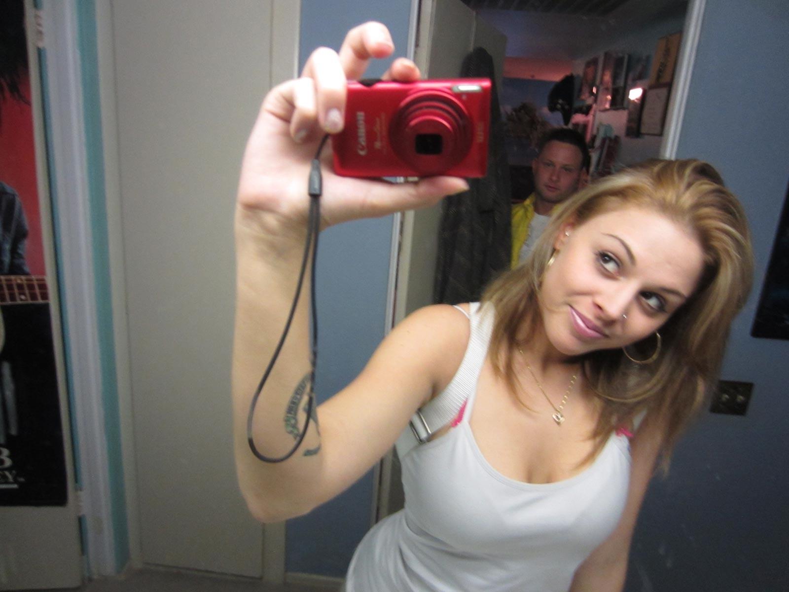 15P real amateur teen girls adventures