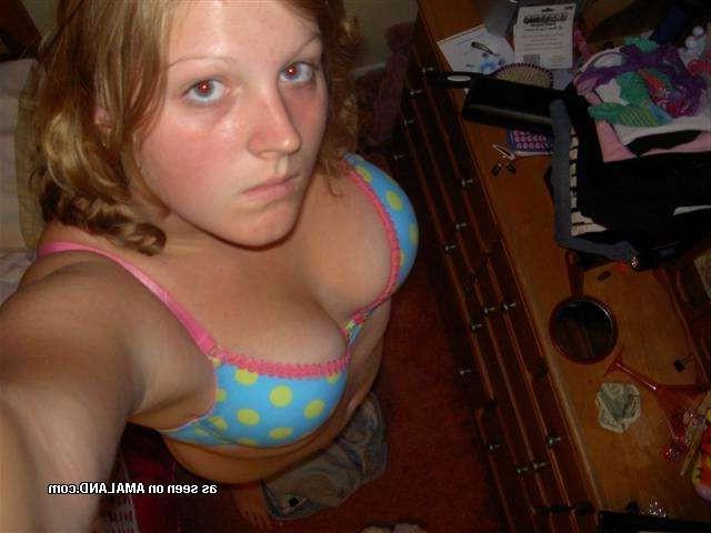 15P Assortment of naked horny amateur teenage GFs playing with cock