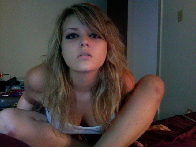 15P Selfshot emo amateur teen gfs panty teasing
