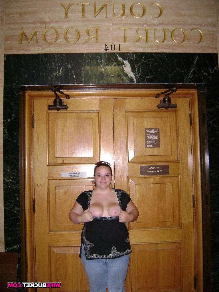 16P Amateur MILF homemade sex pics