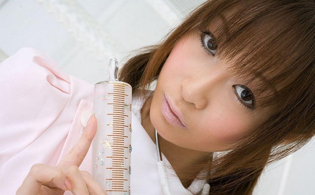 15P Pretty asian nurse Misa Kikouden posing shows tits