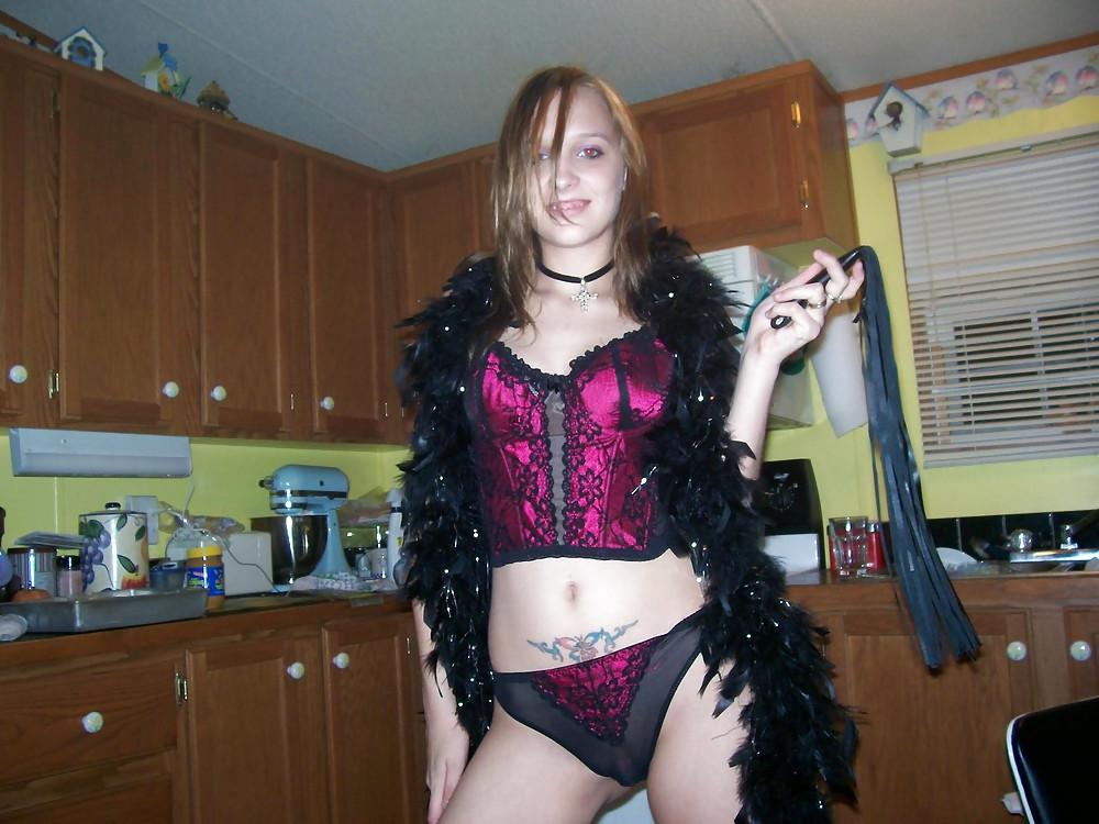 25P HOT AMATEUR TEEN 10