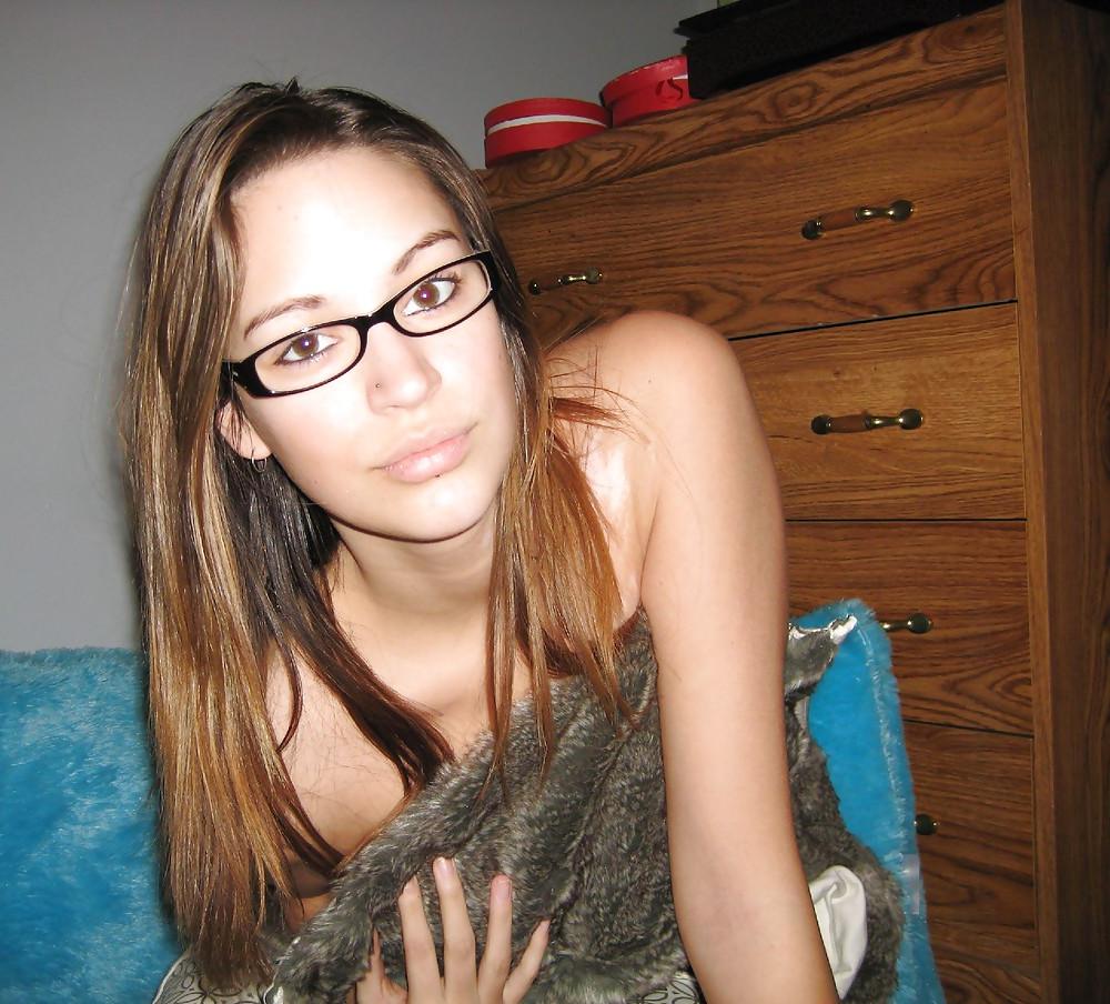 25P HOT AMATEUR TEEN 60