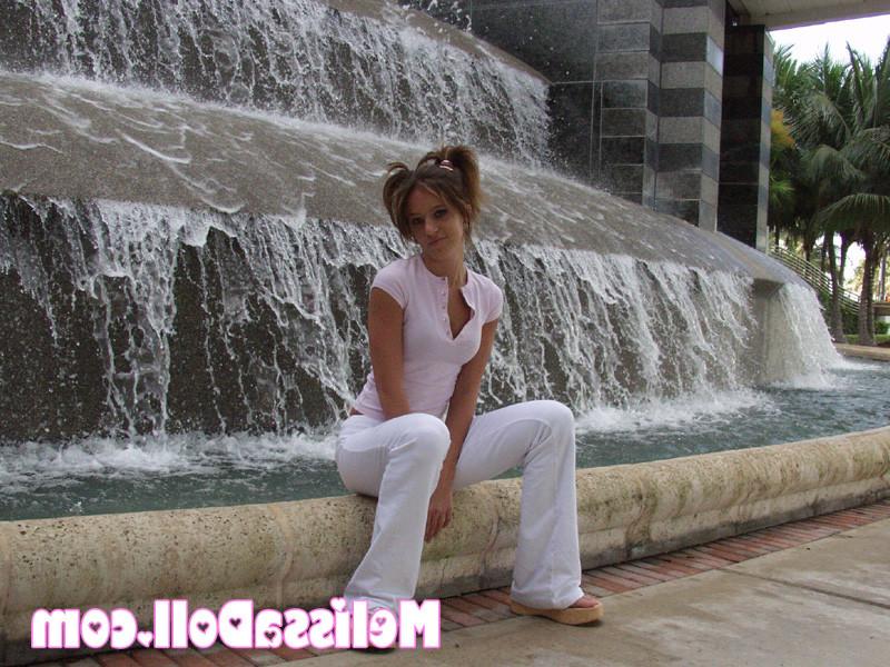 16P amateur teen stripping