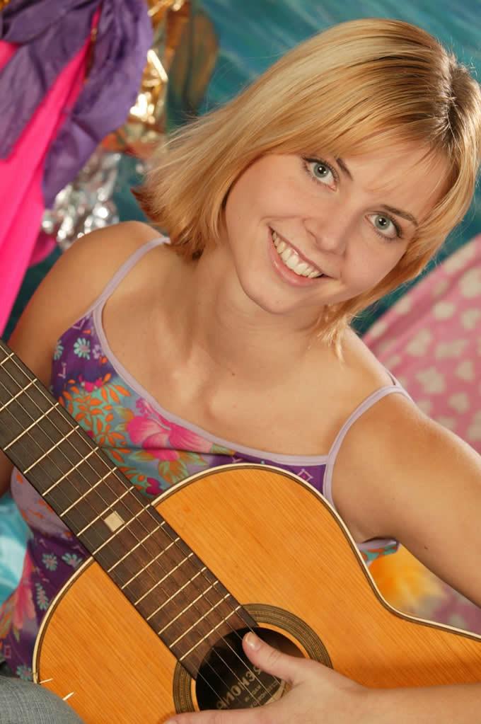 18P Barely legal amateur teen poses in a cotton thong