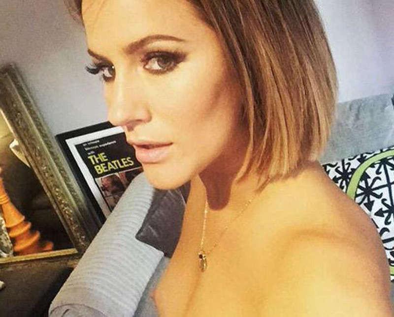 14P Celebrity Topless