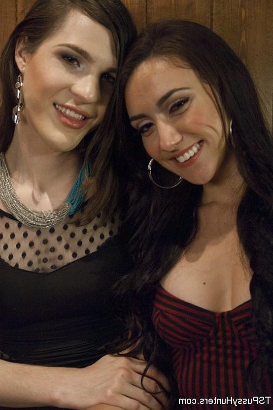 17P Stefani Special ts bar maid fucking after slow dancing sexy Mandy Muse