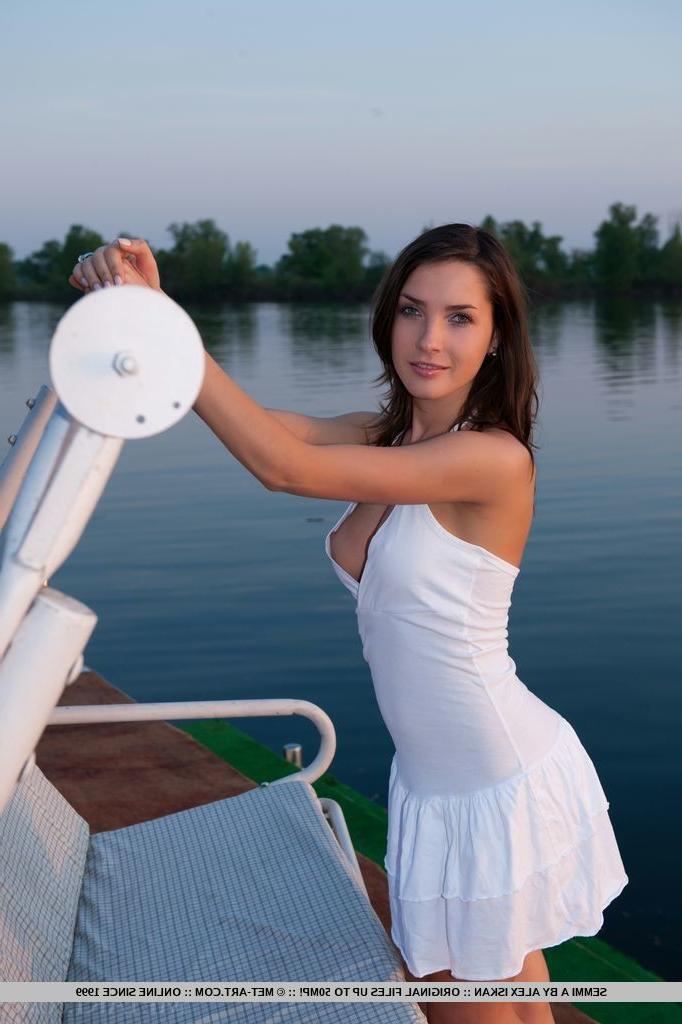 12P Sexy Semmi Strips Naked on the Dock