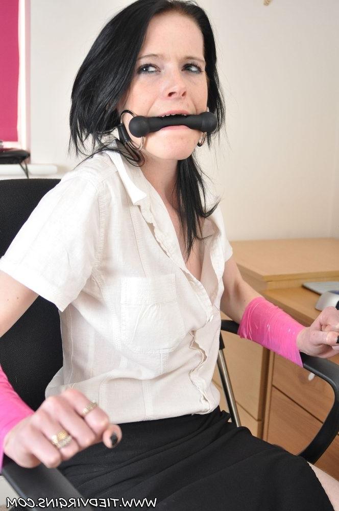 12P Tight slut bag Raven tied up in bondage