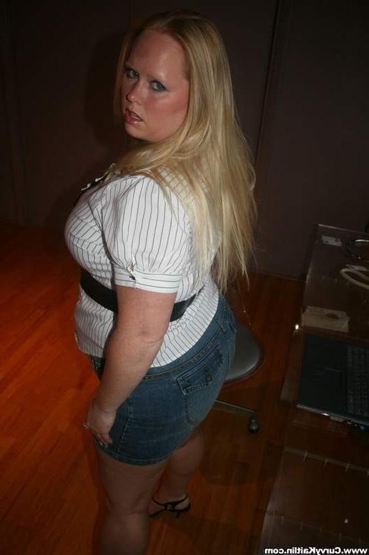 12P The Curviest BBW