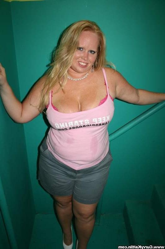 12P The Curviest BBW