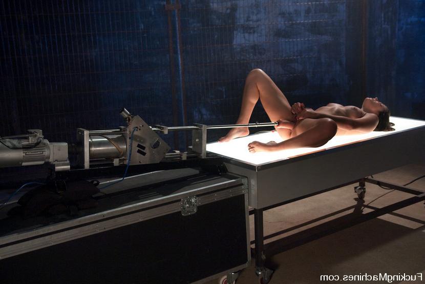 15P Bobbi Starr machine fucked while tied down with nipple clamps