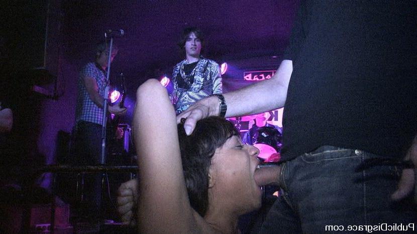 15P Exotic lady experienced in bondage and having sex in public