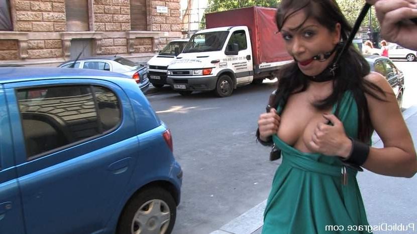 15P Excited chick getting bondage and having sex outside