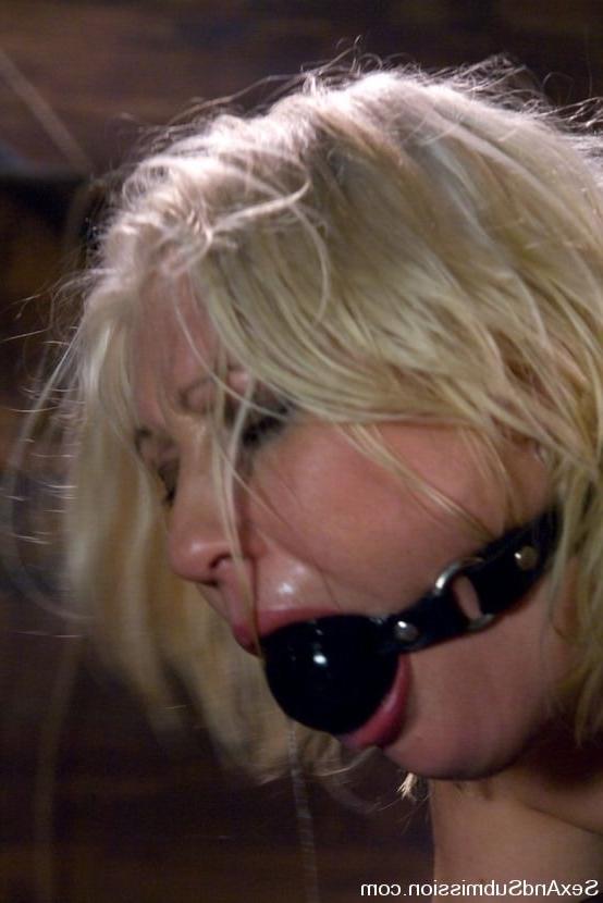 15P Krissy Leigh gets bondage experience and having rough sex