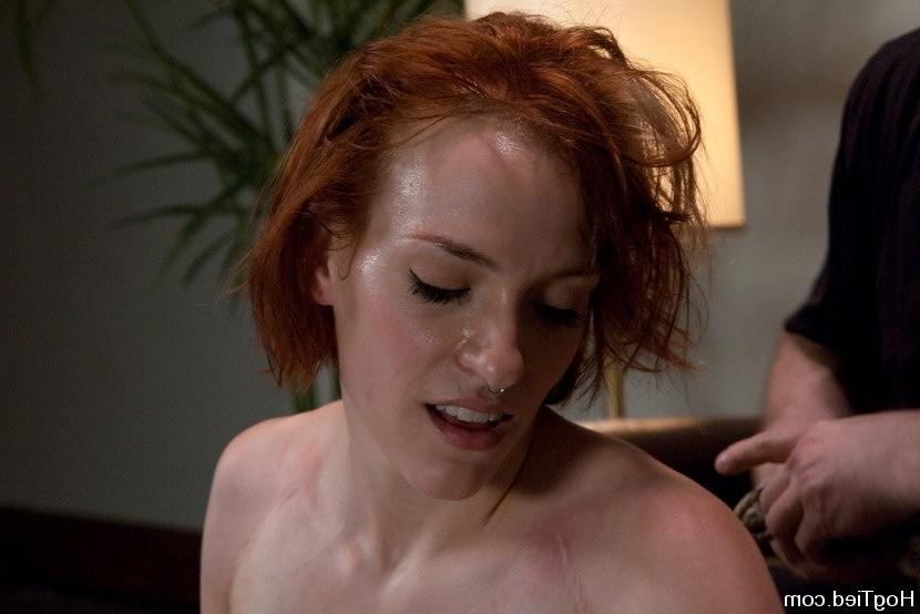 15P Horny redhead bondaged and gets device penetrated in pussy