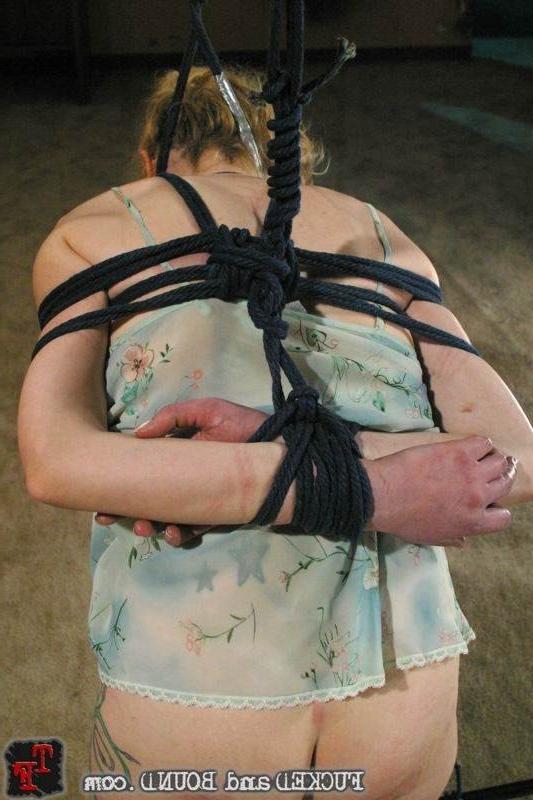 15P Blonde haired woman in rope bondage and fucked in maledom
