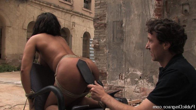 15P Exotic lass in bondage experience and fucked outside