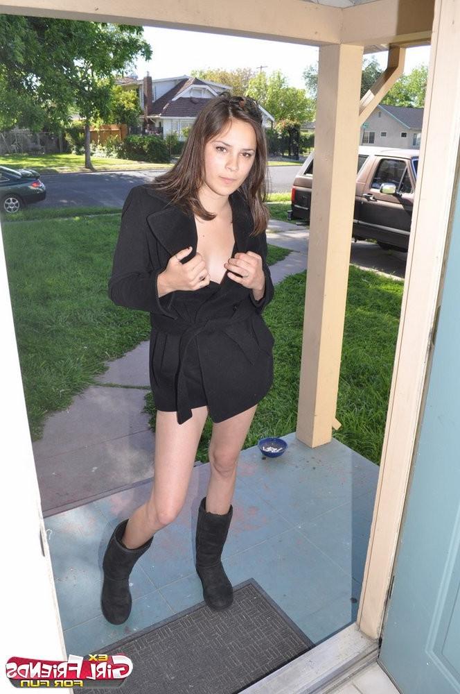15P Sweet exgirlfriends Blair Cash and Nena James smoking and gettin