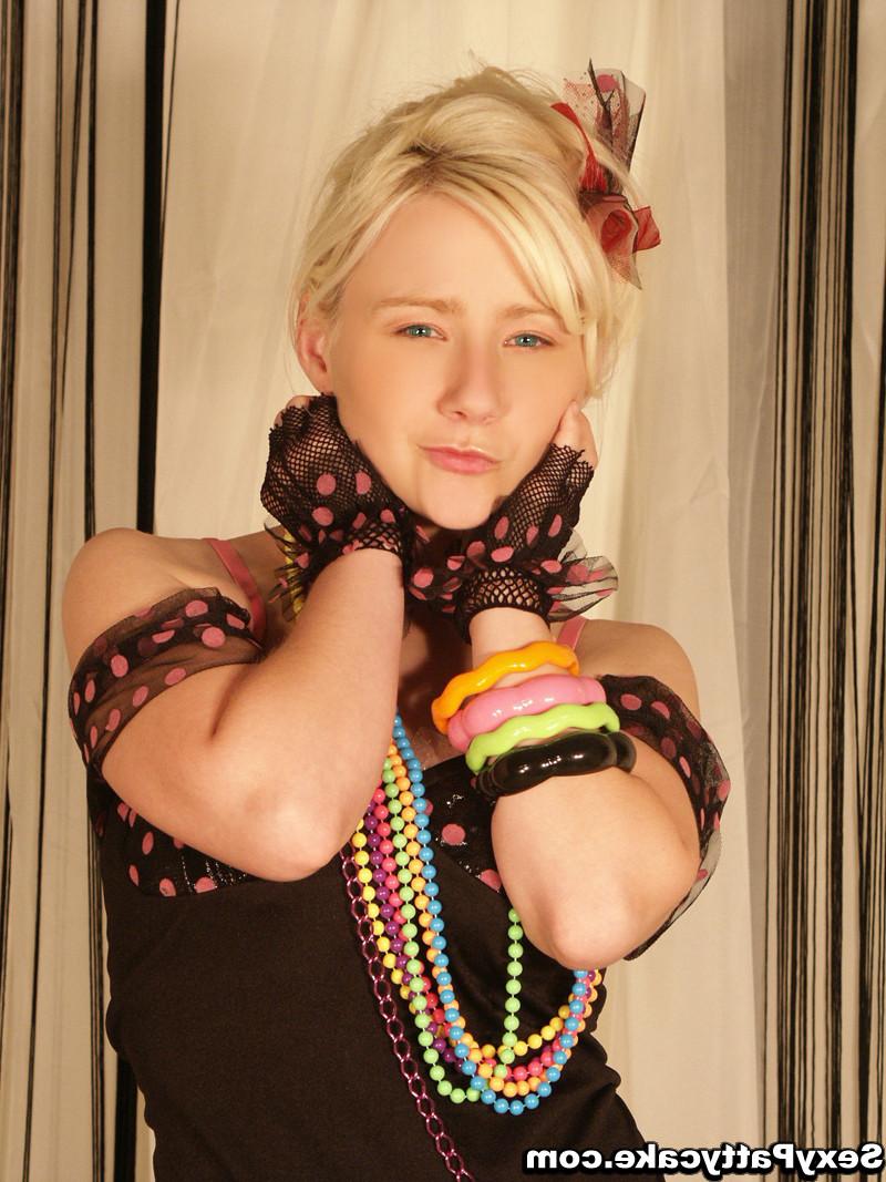 16P Big boob blonde teen Patty