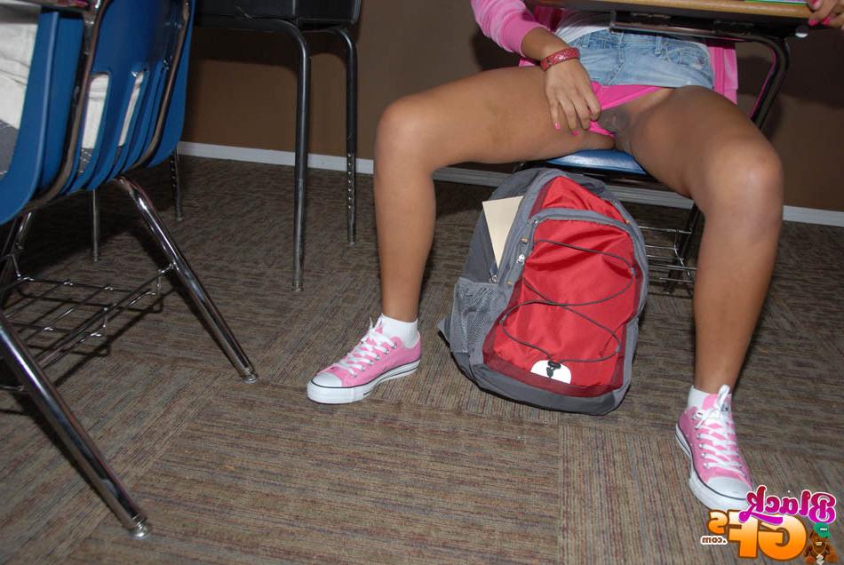 15P Ebony amateur teen girlfriend showing panties under school desk