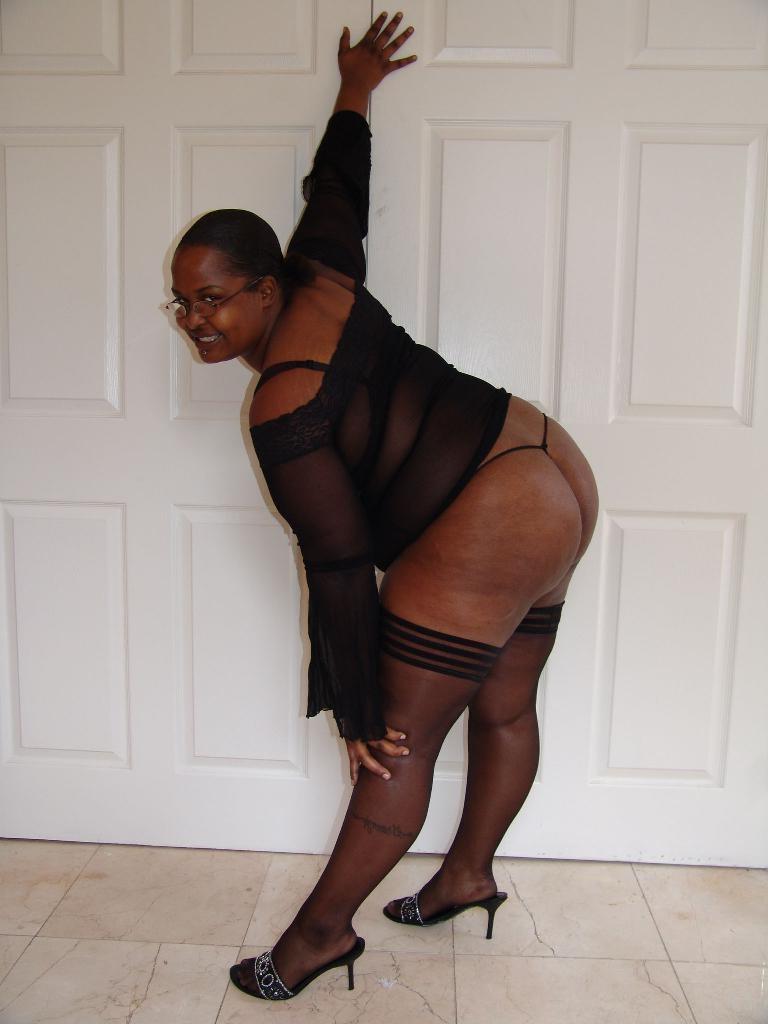 16P Horny ebony BBW Naughtya takes hard cock pounding in wet snatch by humping on to